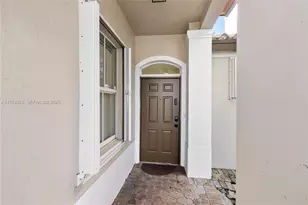 8354 NW 142nd St, Miami Lakes, FL 33016 - Photo 5