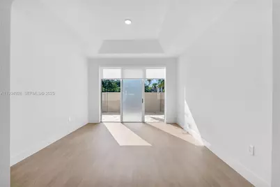 8354 NW 142nd St, Miami Lakes, FL 33016 - Photo 7