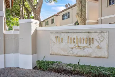 8354 NW 142nd St, Miami Lakes, FL 33016 - Photo 3