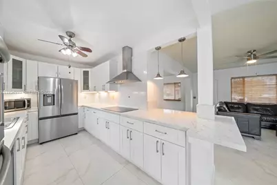 6960 Scott St, Hollywood, FL 33024 - Photo 9