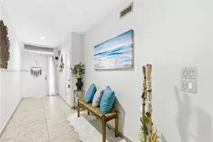 6358 Milk Wagon Ln, Miami Lakes, FL 33014 - Photo 7