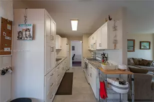 2001 Schooner Dr, Labelle, FL 33935 - Photo 13