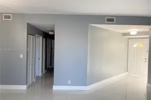 14909 SW 15th St, Pembroke Pines, FL 33027 - Photo 11