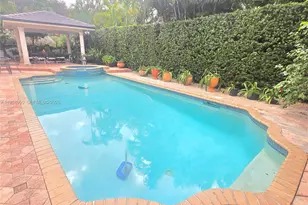 16422 NW 83rd Pl, Miami Lakes, FL 33016 - Photo 51