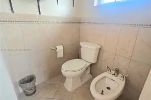 16422 NW 83rd Pl, Miami Lakes, FL 33016 - Photo 29