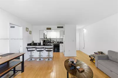 950 NW 11th St #3B, Miami, FL 33136 - Photo 3