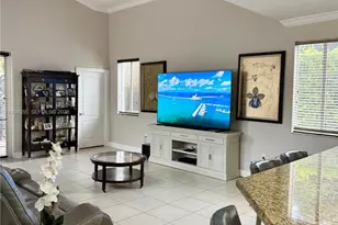 2239 SE 19th Ave, Homestead, FL 33035 - Photo 9