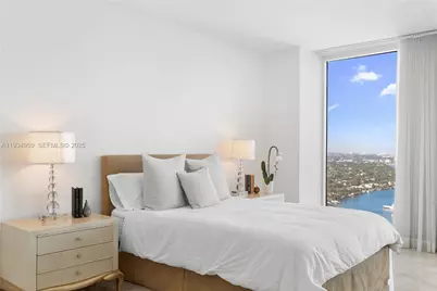 4779 Collins Ave #3508, Miami Beach, FL 33140 - Photo 9