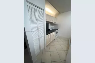 11453 NW 39th Ct #210-2, Coral Springs, FL 33065 - Photo 7