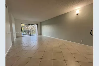 11453 NW 39th Ct #210-2, Coral Springs, FL 33065 - Photo 5