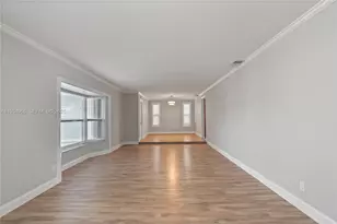 8930 NW 23rd St, Pembroke Pines, FL 33024 - Photo 9