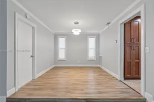 8930 NW 23rd St, Pembroke Pines, FL 33024 - Photo 21