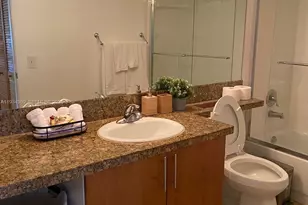 19501 E Country Club Dr, Aventura, FL 33180 - Photo 19