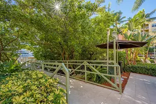 19501 E Country Club Dr, Aventura, FL 33180 - Photo 25