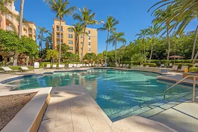 19501 E Country Club Dr #9108, Aventura, FL 33180 - Photo 21