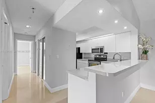 18870 NW 57th Ave, Hialeah, FL 33015 - Photo 31