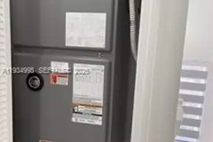 10643 SW 7th St, Pembroke Pines, FL 33025 - Photo 17