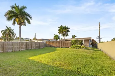 218 SE 2nd St, Dania Beach, FL 33004 - Photo 39