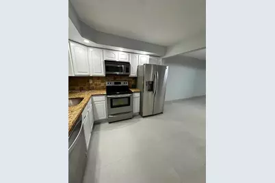 9440 SW 8th St #402, Boca Raton, FL 33428 - Photo 5
