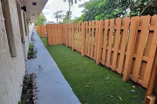 4621 SW 33rd Ave, Dania Beach, FL 33312 - Photo 17