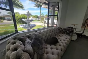 270 SE 7th St, Dania Beach, FL 33004 - Photo 11