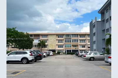 410 SE 2nd St #406, Hallandale Beach, FL 33009 - Photo 25