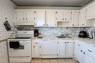 410 SE 2nd St, Hallandale Beach, FL 33009 - Photo 3