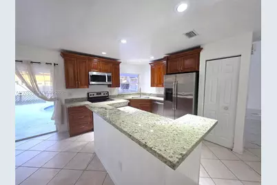 640 Rock Hill Ave #0, Davie, FL 33325 - Photo 9