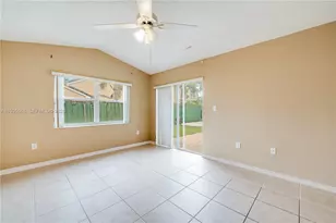 16154 SW 85th St, Miami, FL 33193 - Photo 15