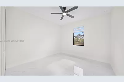 1121 Crocus St E, Lehigh Acres, FL 33974 - Photo 9