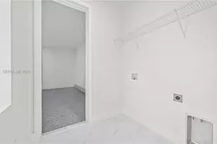 1121 Crocus St E, Lehigh Acres, FL 33974 - Photo 17