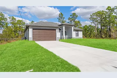 1121 Crocus St E, Lehigh Acres, FL 33974 - Photo 5