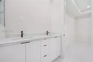 1121 Crocus St E, Lehigh Acres, FL 33974 - Photo 21