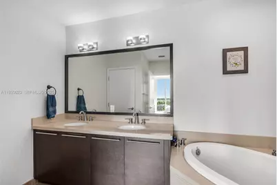 7928 East Dr #708, North Bay Village, FL 33141 - Photo 23