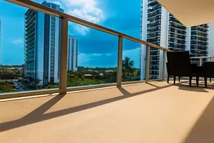 3731 N Country Club Dr, Aventura, FL 33180 - Photo 3