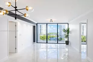 3731 N Country Club Dr, Aventura, FL 33180 - Photo 1