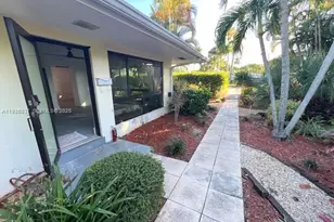 2645 SE 1st Ct, Pompano Beach, FL 33062 - Photo 1