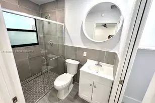 2645 SE 1st Ct, Pompano Beach, FL 33062 - Photo 15