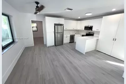 2645 SE 1st Ct #4, Pompano Beach, FL 33062 - Photo 5