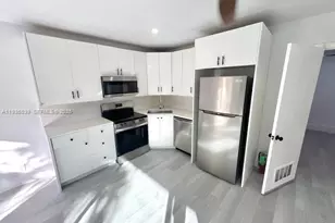 2645 SE 1st Ct, Pompano Beach, FL 33062 - Photo 5