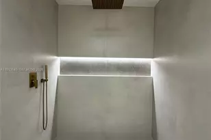 15411 NE 10th Ave, North Miami Beach, FL 33162 - Photo 7