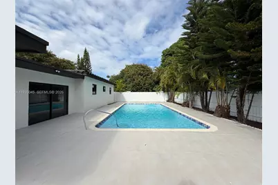 15411 NE 10th Ave, North Miami Beach, FL 33162 - Photo 15