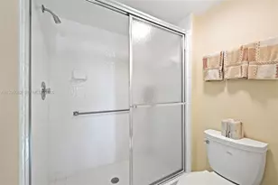 7780 Trent Dr, Tamarac, FL 33321 - Photo 19