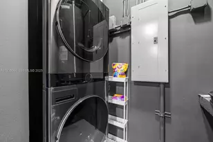 3260 NW 9th St, Miami, FL 33125 - Photo 33