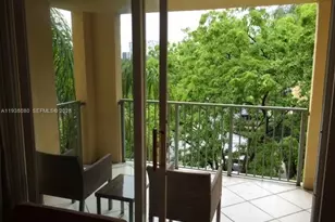 19555 E Country Club Dr, Aventura, FL 33180 - Photo 39