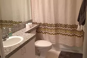 19555 E Country Club Dr, Aventura, FL 33180 - Photo 7