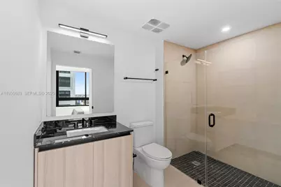 225 N Miami Ave #2012, Miami, FL 33132 - Photo 27