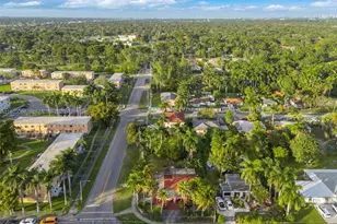 191 NW 83rd St, Miami, FL 33150 - Photo 25