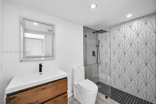 7601 E Treasure Dr, North Bay Village, FL 33141 - Photo 15