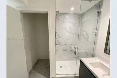 851 NE 1st Ave #3103, Miami, FL 33132 - Photo 25